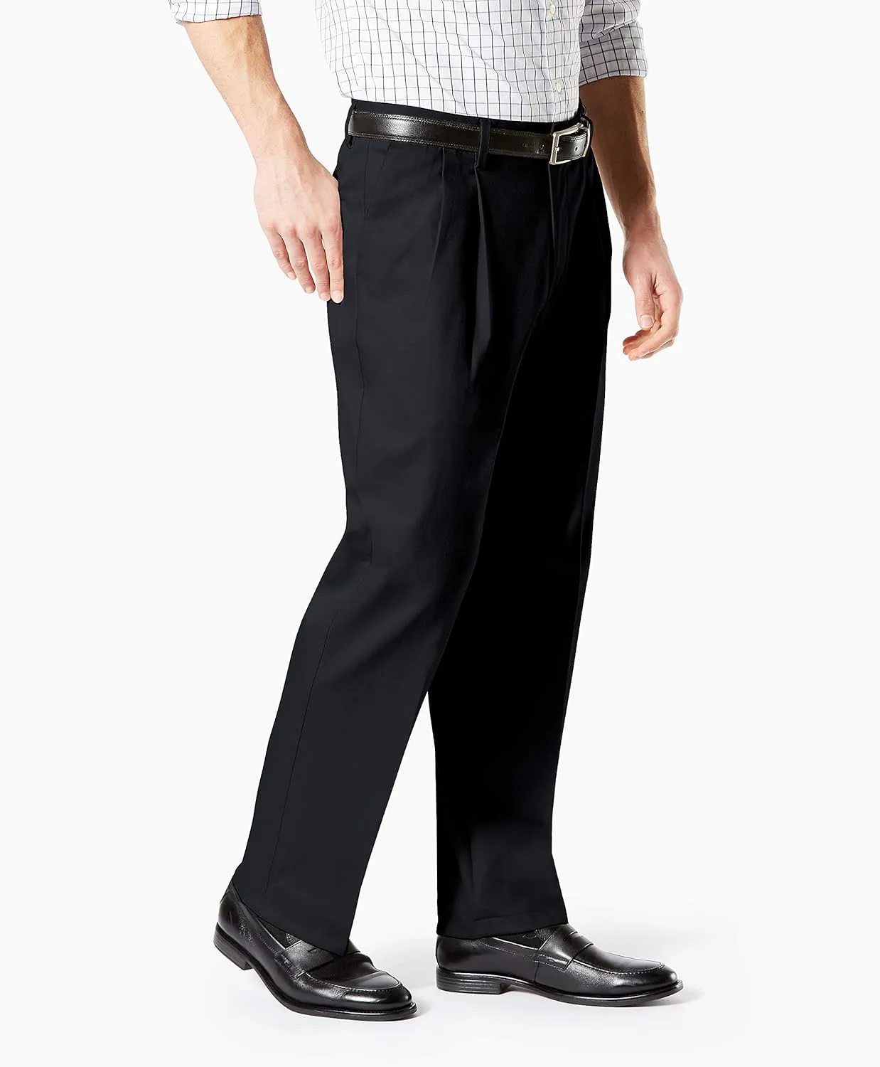 Dockers Men's Classic Fit Signature Lux Cotton Pleated Stretch Pants (Regular and Big & Tall)