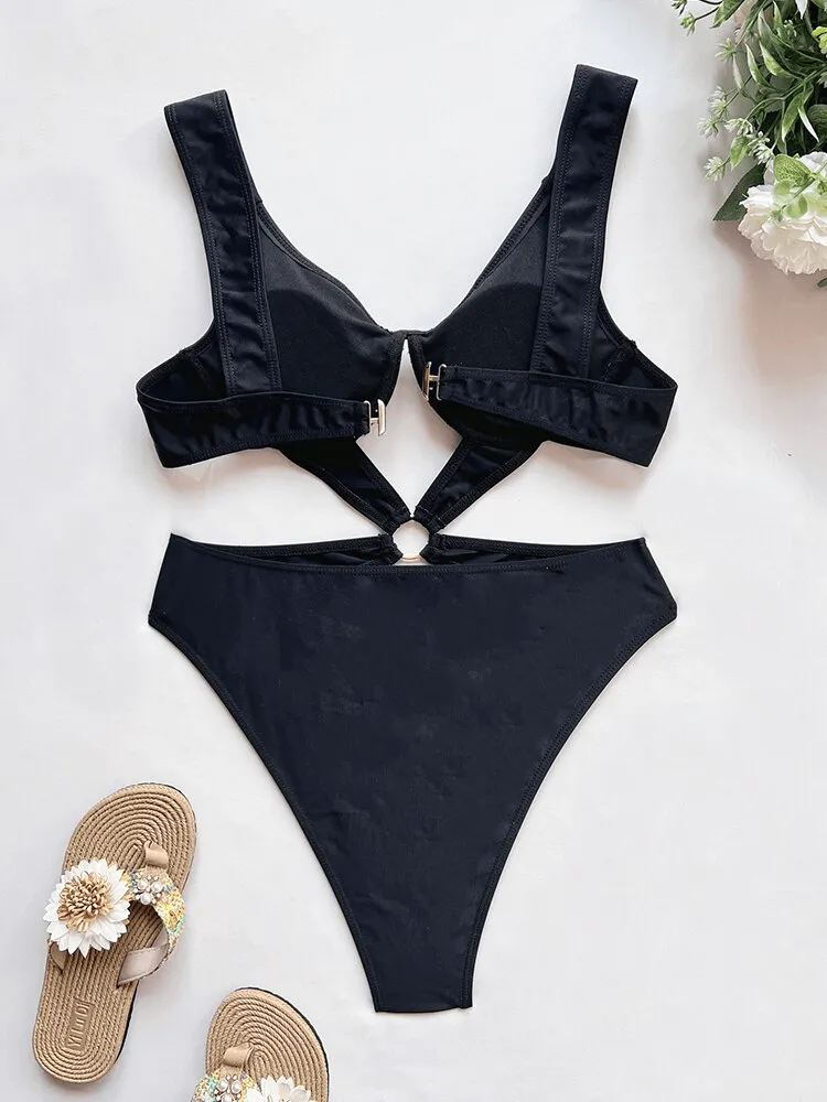 One-Piece Hollow Out Monokini  Stylish and Comfortable Swimwear