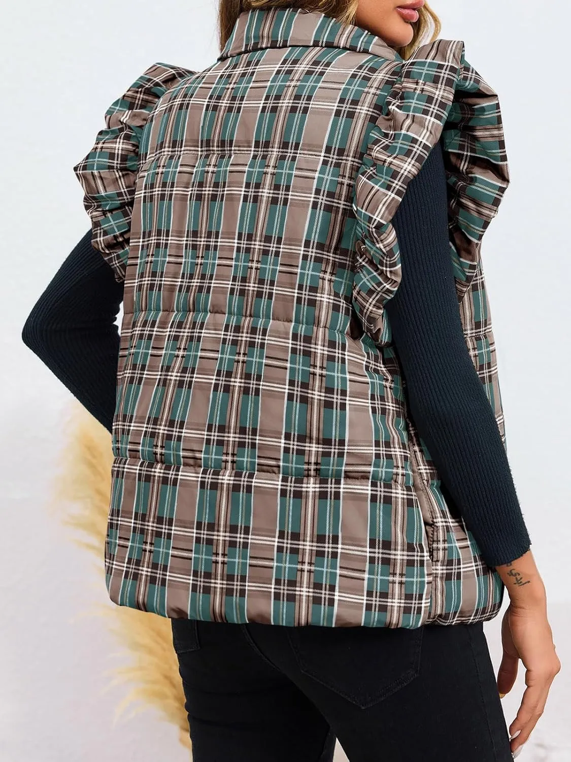 Tankaneo Womens Plaid Puffer Vests Ruffle Sleeveless Lightweight Quilted Vest Fall Winter Padded Gilets Coats