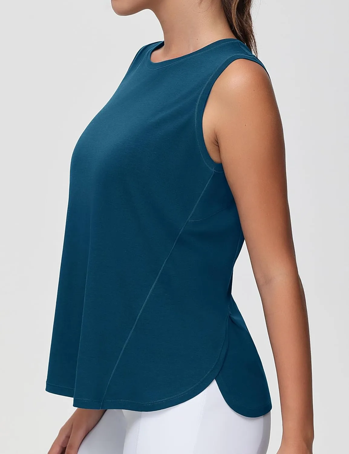 THE GYM PEOPLE Women's Workout Tank Tops Loose Fit Sleeveless Breathable Yoga Shirts with Side Slits