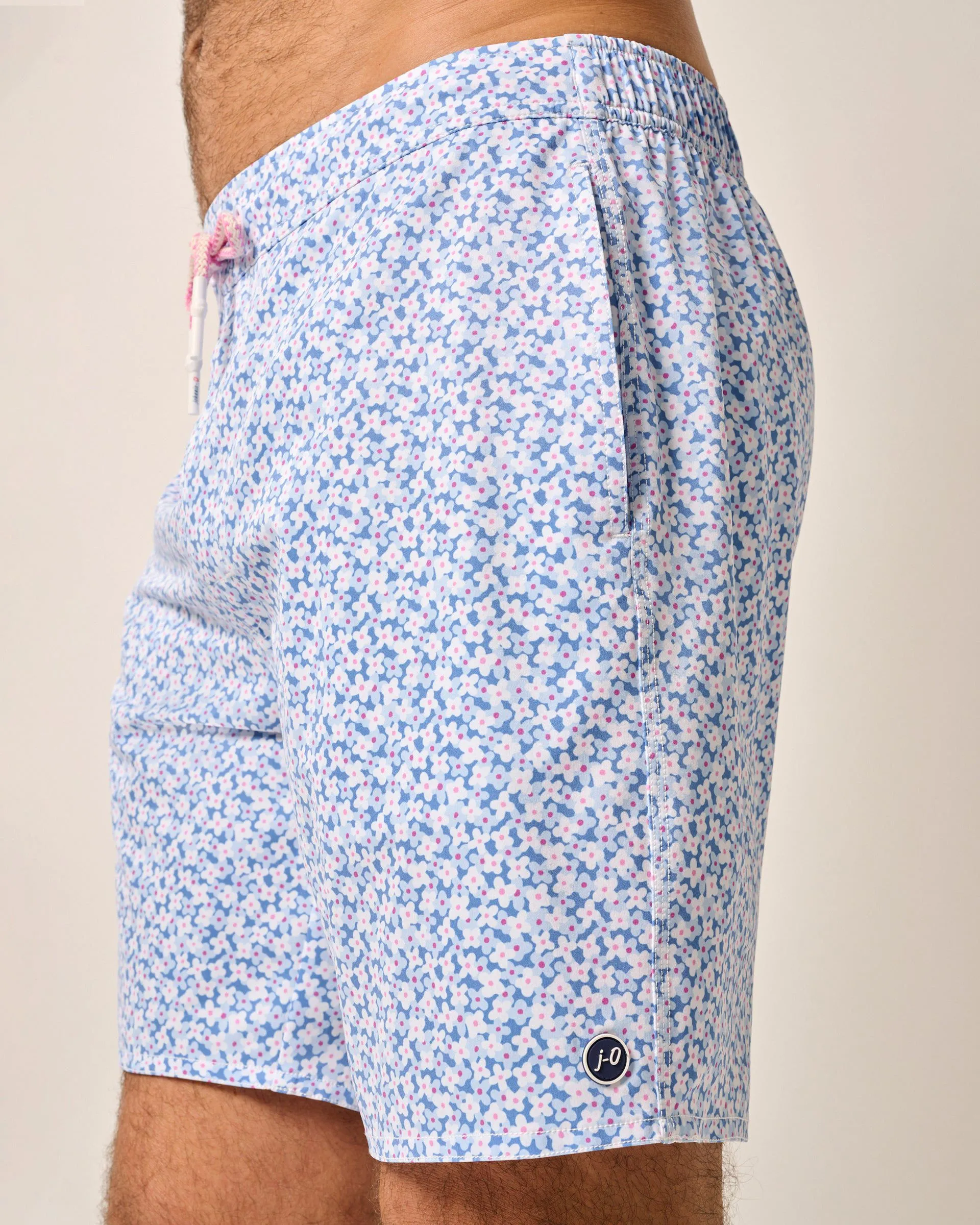 The Half Elastic 7" Surf Shorts