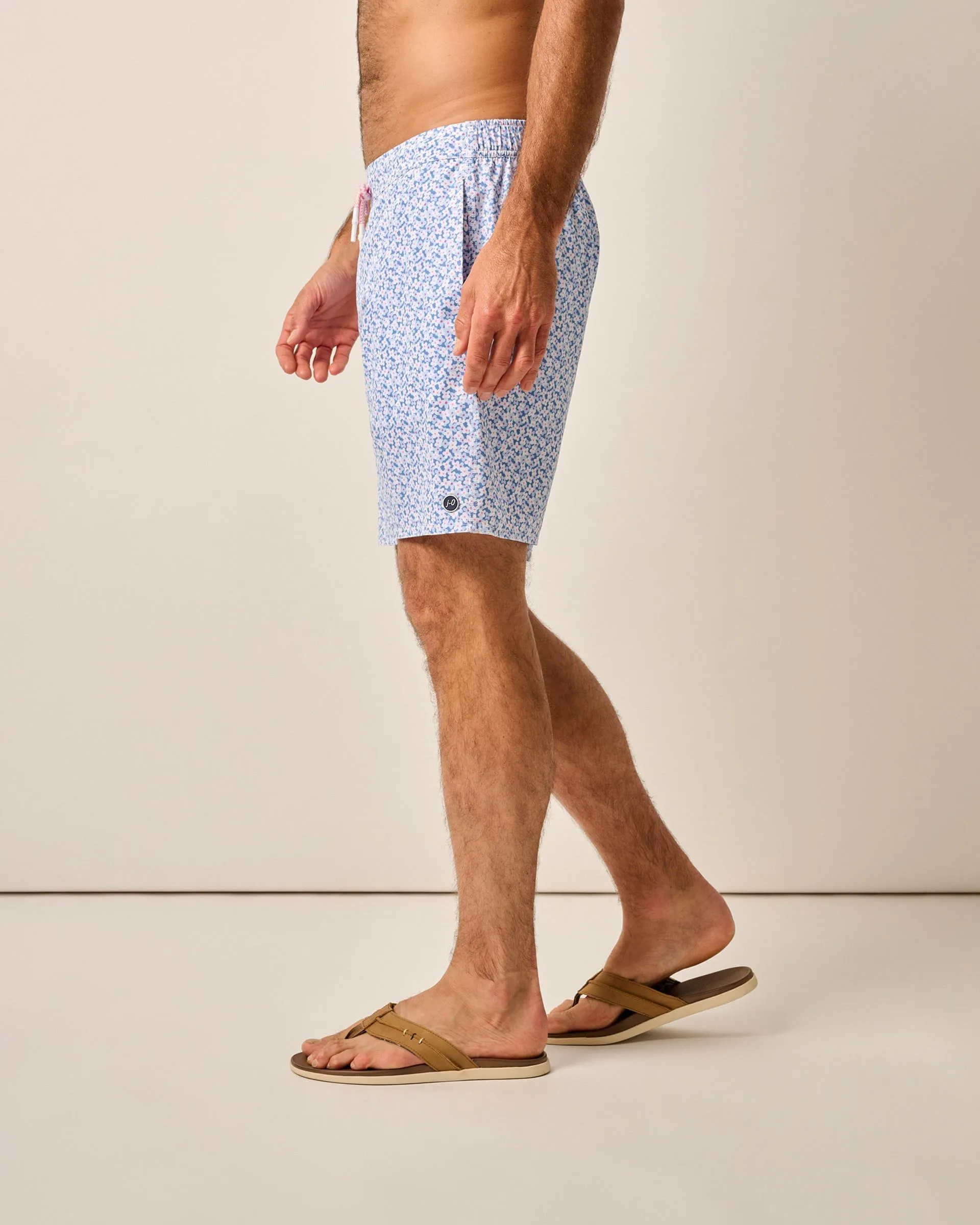The Half Elastic 7" Surf Shorts