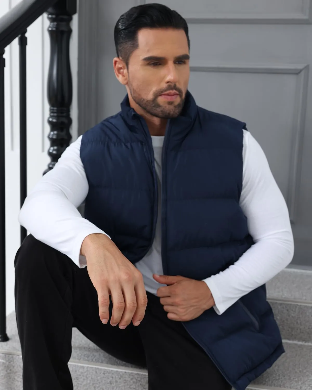TUVEKE Men's Puffer Vest Sherpa Lined Outdoor Zipper Fleece Vest Warm Sleeveless Men Winter Jackets Water-Resistant M-3XL
